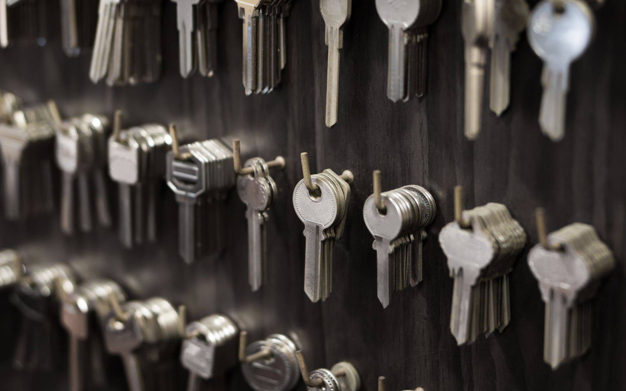 Keys (2)